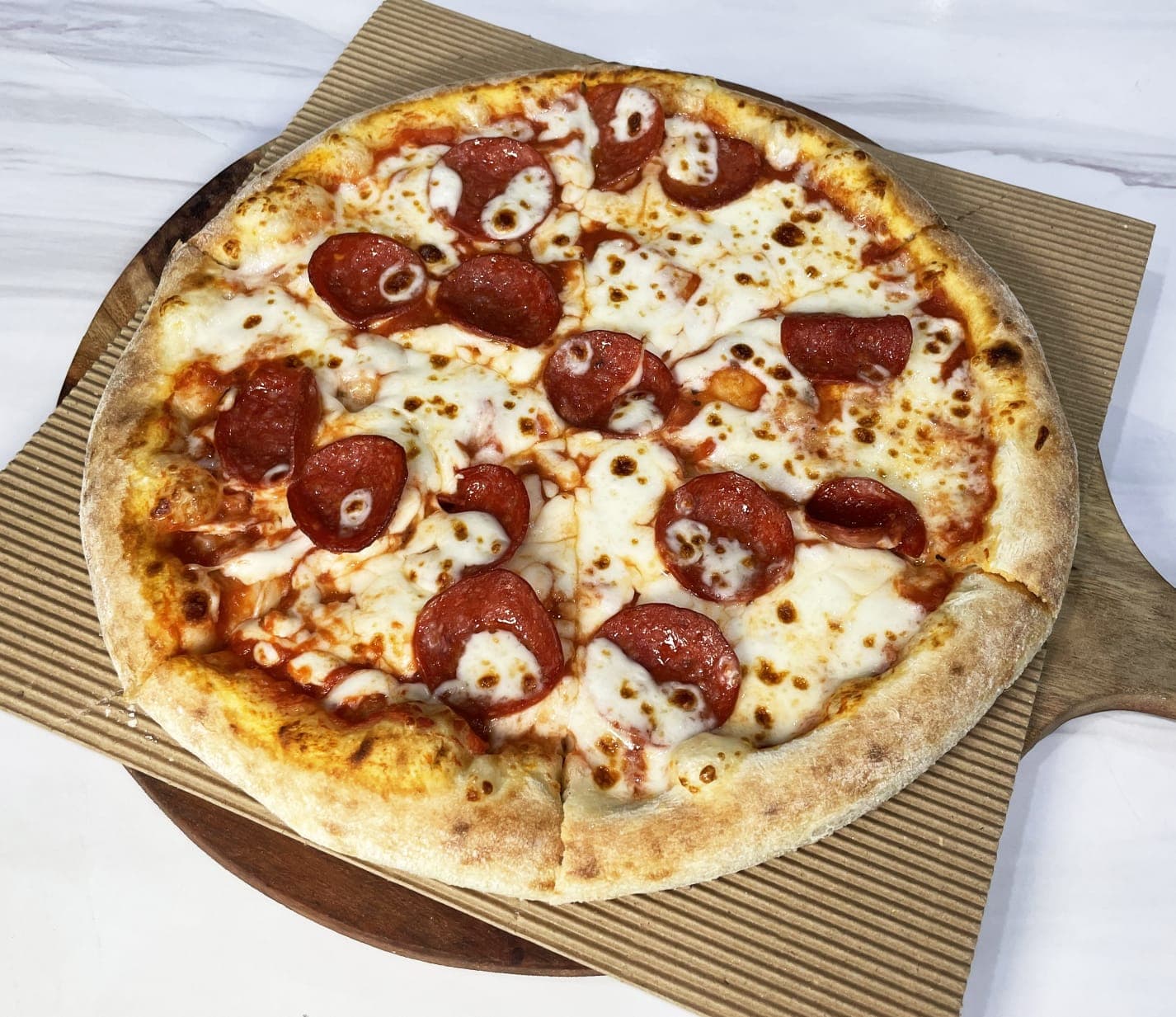 Pepperoni Pizza (Medium)